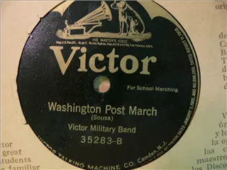 small_victor 35283 b.webp